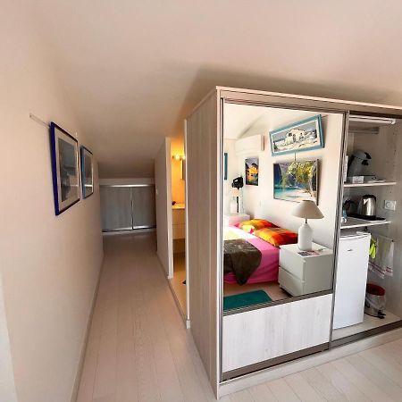 Belle Chambre Spacieuse, Tropezienne, Vue Remparts, Clim, Parking 에그모르트 외부 사진